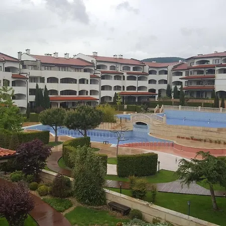 Casa Real Apart Complex Apartment *